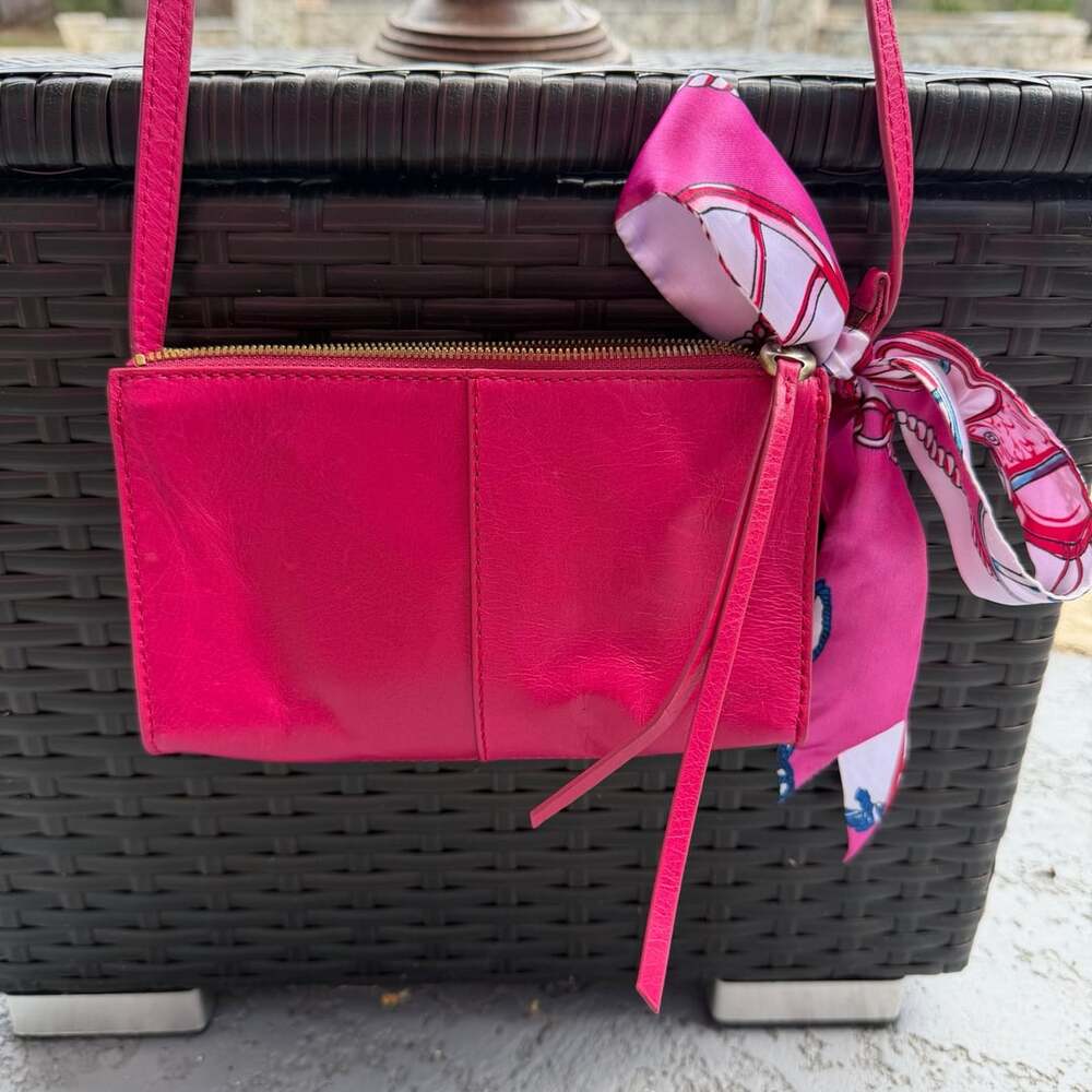 Hobo Darcy Leather Crossbody Bag Pink #005 - Picture 8 of 8